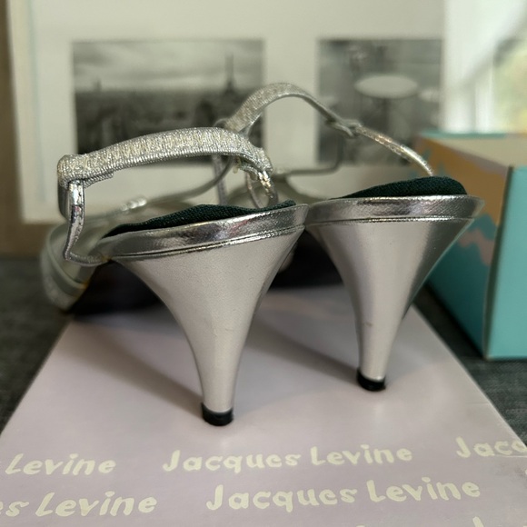 Size 7.5 fancy dress shoes - Picture 3 of 4